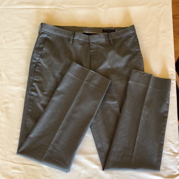 Banana Republic Gray Slim Fit Men’s Slacks - Size 33x32 - Picture 2 of 4